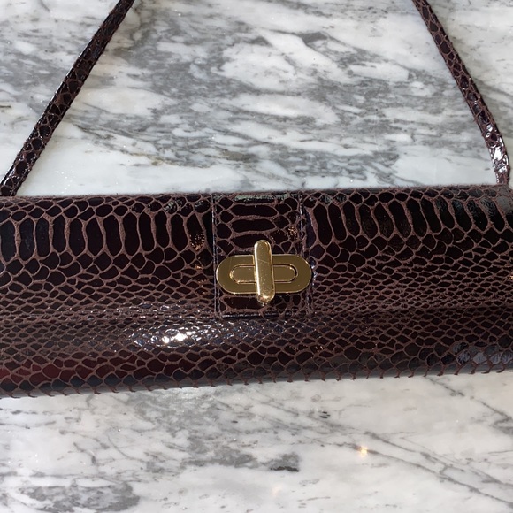 La Regale Faux Snake Skin Bag - Picture 8 of 17